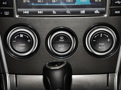 2013款 2.0L 自动 超豪华型