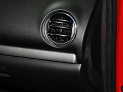 2013款 2.0L 自动 超豪华型
