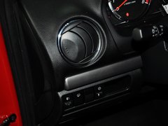 2013款 2.0L 自动 超豪华型