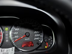 2013款 2.0L 自动 超豪华型