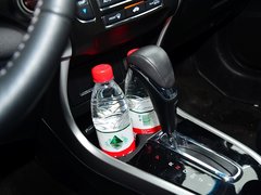 2013款 2.0L 标准型