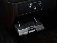 2013款 2.0L 标准型