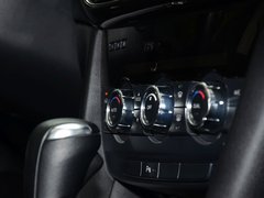 2013款 2.0L 标准型