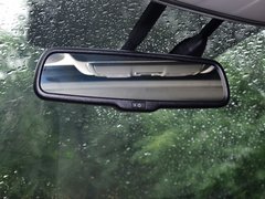2013款 2.0L 标准型