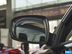 2013款 2.0L 自动 超豪华型