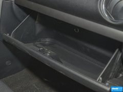 2013款 2.0L 自动 超豪华型