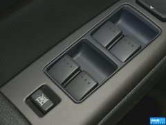 2013款 2.0L 自动 超豪华型