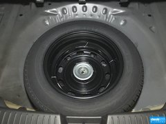 2013款 2.0L 自动 超豪华型