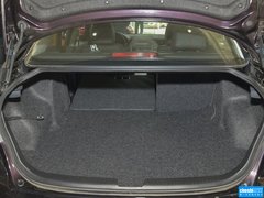2013款 2.0L 自动 超豪华型