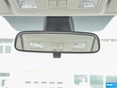 2013款 2.0L 自动 超豪华型