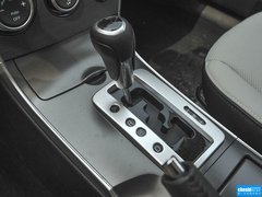2013款 2.0L 自动 超豪华型
