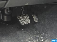 2013款 2.0L 自动 超豪华型