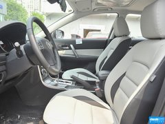 2013款 2.0L 自动 超豪华型