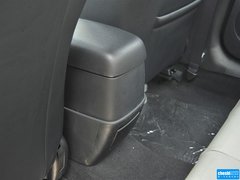 2013款 2.0L 自动 超豪华型