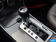 2013款 2.0L 自动 超豪华型