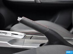 2013款 2.0L 自动 超豪华型