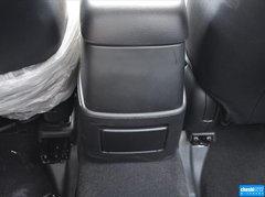 2013款 2.0L 自动 超豪华型