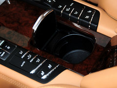 2014款 4.8T DCT Executive