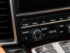 2014款 4.8T DCT Executive