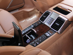 2014款 4.8T DCT Executive