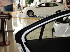 2013款 三厢 1.6L 自动 风尚影音版