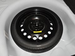 2013款 三厢 1.6L 自动 风尚影音版