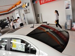 2013款 三厢 1.6L 自动 风尚影音版