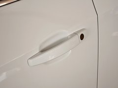 2013款 三厢 1.6L 自动 风尚影音版