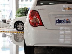2013款 三厢 1.6L 自动 风尚影音版