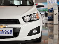 2013款 三厢 1.6L 自动 风尚影音版