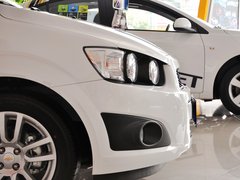 2013款 三厢 1.6L 自动 风尚影音版