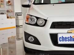 2013款 三厢 1.6L 自动 风尚影音版