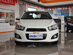 2013款 三厢 1.6L 自动 风尚影音版