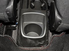2013款 三厢 1.6L 自动 风尚影音版