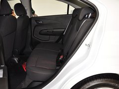 2013款 三厢 1.6L 自动 风尚影音版