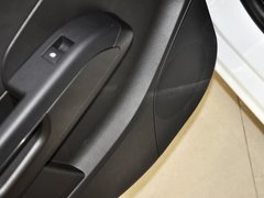 2013款 三厢 1.6L 自动 风尚影音版