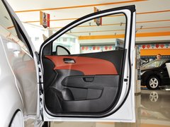2013款 三厢 1.6L 自动 风尚影音版