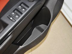 2013款 三厢 1.6L 自动 风尚影音版