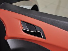 2013款 三厢 1.6L 自动 风尚影音版