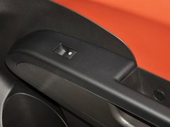 2013款 三厢 1.6L 自动 风尚影音版