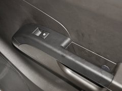 2013款 三厢 1.6L 自动 风尚影音版