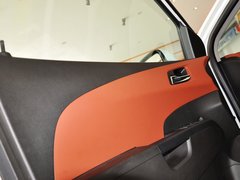 2013款 三厢 1.6L 自动 风尚影音版