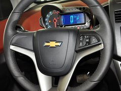 2013款 三厢 1.6L 自动 风尚影音版