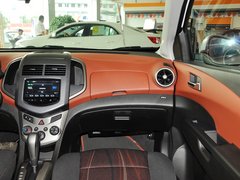 2013款 三厢 1.6L 自动 风尚影音版