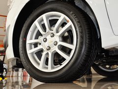 2013款 三厢 1.6L 自动 风尚影音版