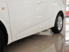 2013款 三厢 1.6L 自动 风尚影音版