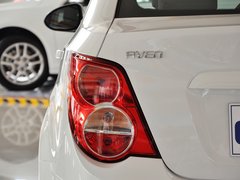 2013款 三厢 1.6L 自动 风尚影音版