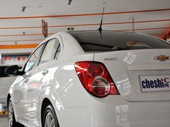 2013款 三厢 1.6L 自动 风尚影音版
