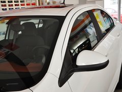 2013款 三厢 1.6L 自动 风尚影音版