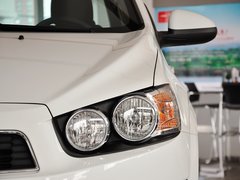 2013款 三厢 1.6L 自动 风尚影音版